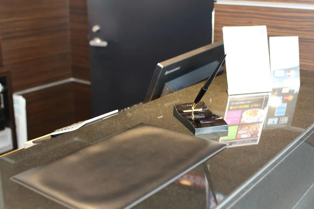 ***  Apa Hotel Midosuji Hommachi Ekimae Osaka Japan